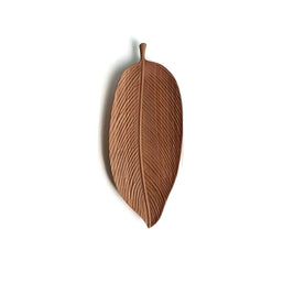 Walnut Wood Serving Tray, Leaf Shape Cheese Board & Tapas Tray, 9.8-18.9in