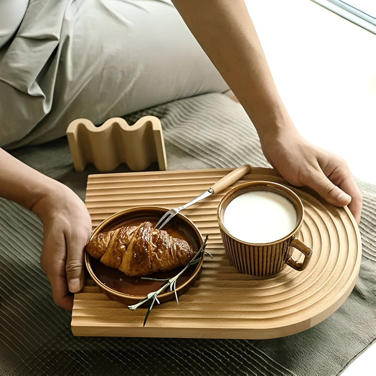 Rippled Wood Serving Tray, Wood Coffee Table Tray with Groove, 11.8-12.6in