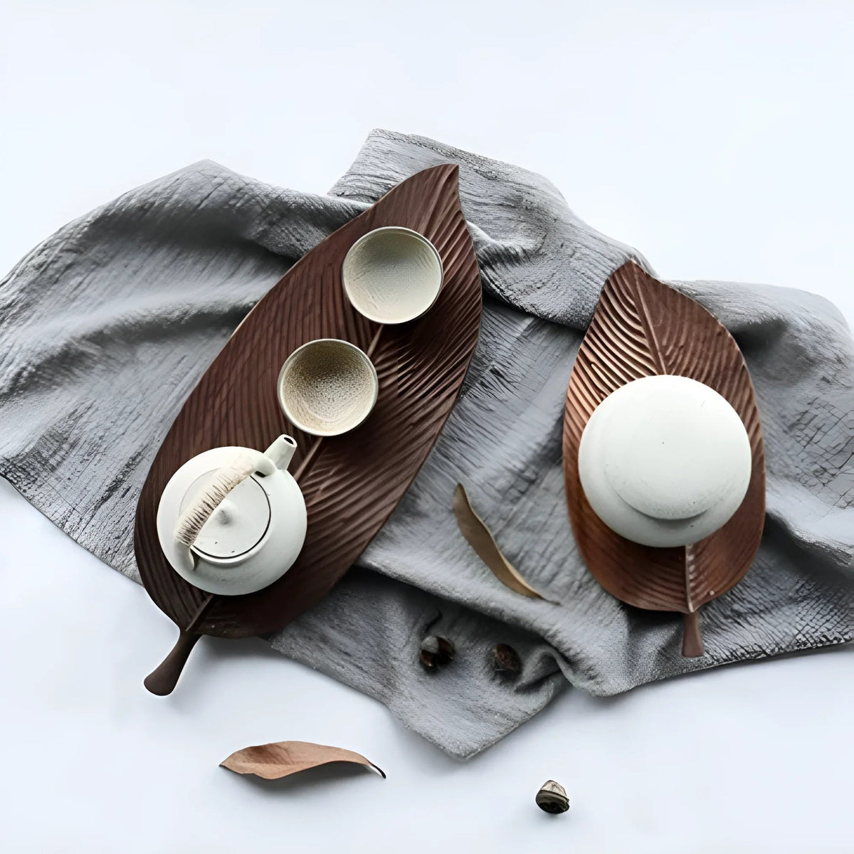 Walnut Wood Serving Tray, Leaf Shape Cheese Board & Tapas Tray, 9.8-18.9in