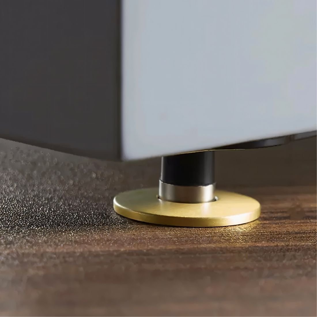 Hidden Magnetic Door Stop in Brass, Modern Flush Floor Mounted Door Holder, Concealed Magnet, 4 Finishes, 3.1in
