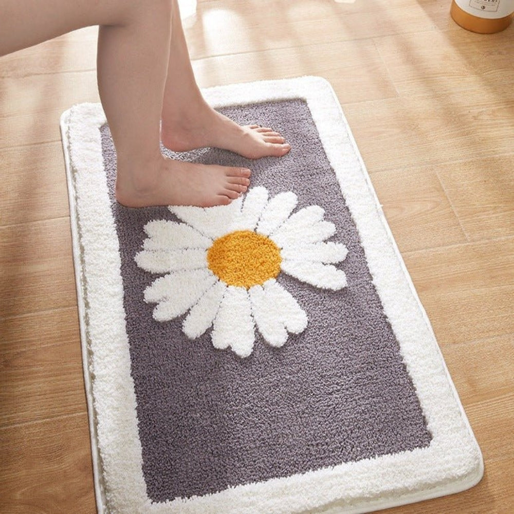Daisy Print Plush Bath Mat, Soft Absorbent Bathroom & Shower Mat, Machine Washable Non Slip, 3 Colors, 3 Sizes