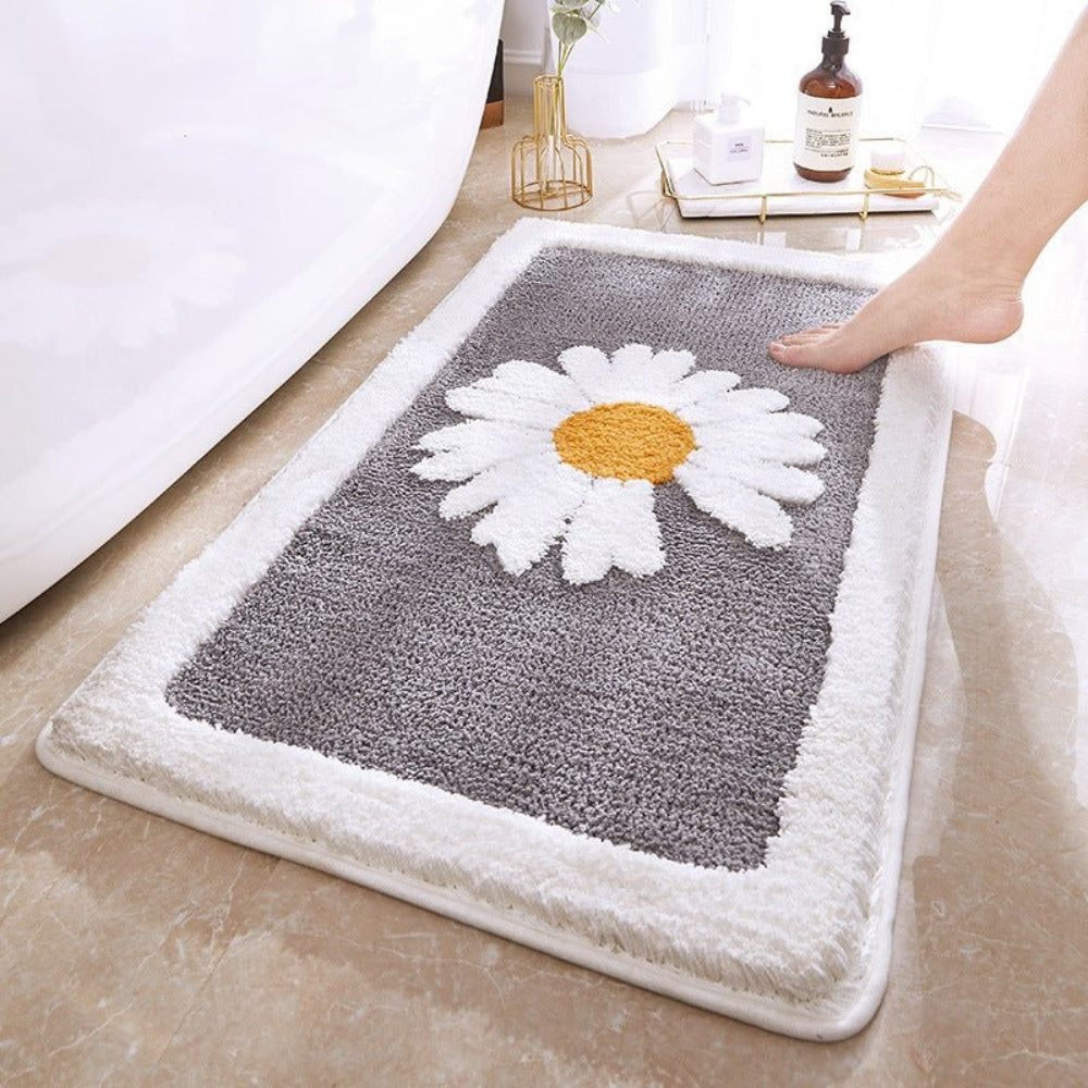 Daisy Print Plush Bath Mat, Soft Absorbent Bathroom & Shower Mat, Machine Washable Non Slip, 3 Colors, 3 Sizes