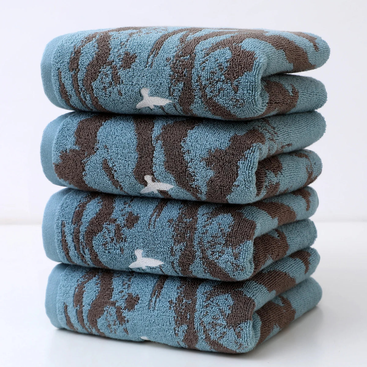 Jacquard Cotton Towel Set of 4, Thick Absorbent Bathroom Towels, Yarn Dyed Pure Cotton, 3 Colors, 14x28in