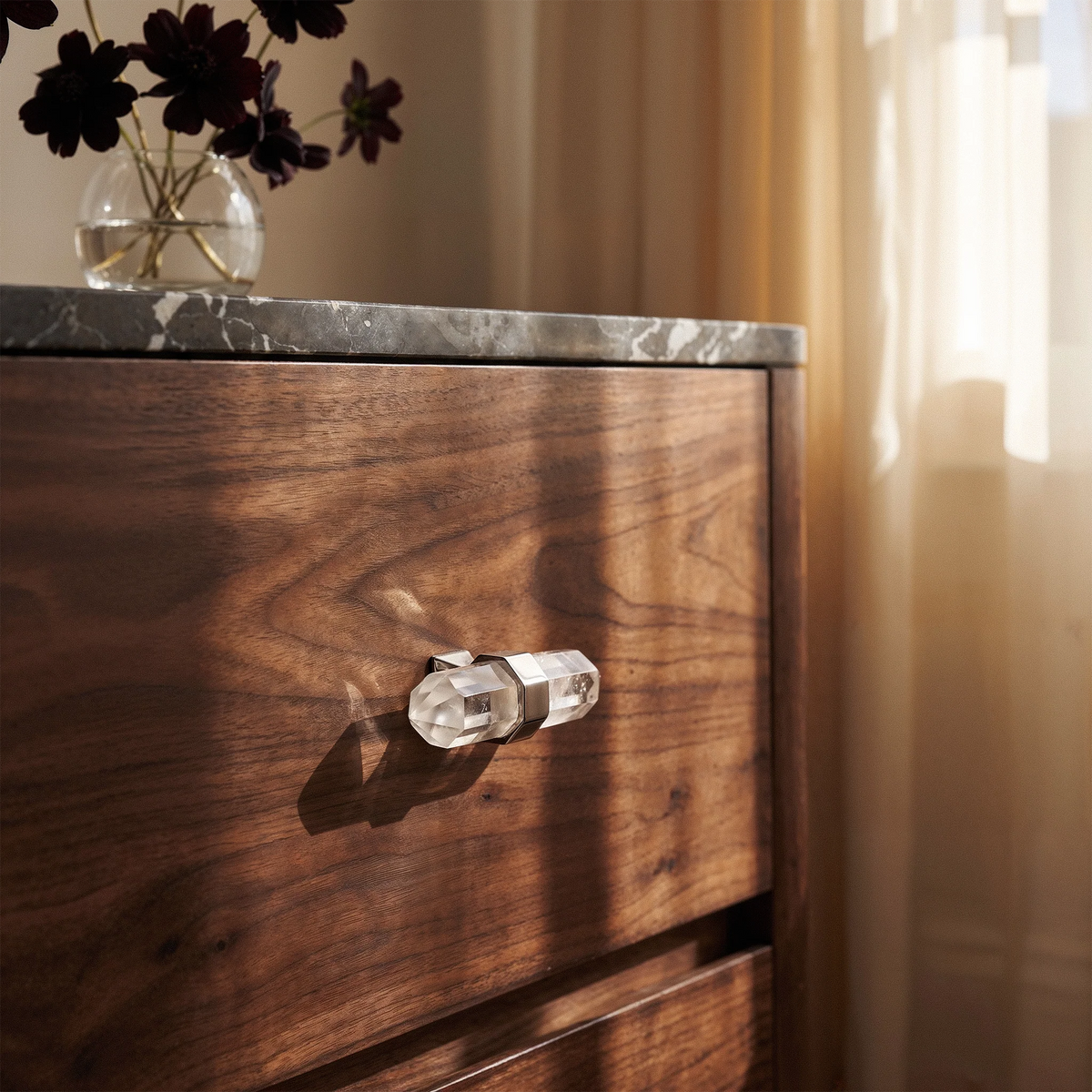 Natural Crystal Cabinet Knobs & Drawer Pull Bars, Modern Kitchen & Dresser Hardware, Chrome & Brass-Finish, Set of 2, 2.7-3.7in