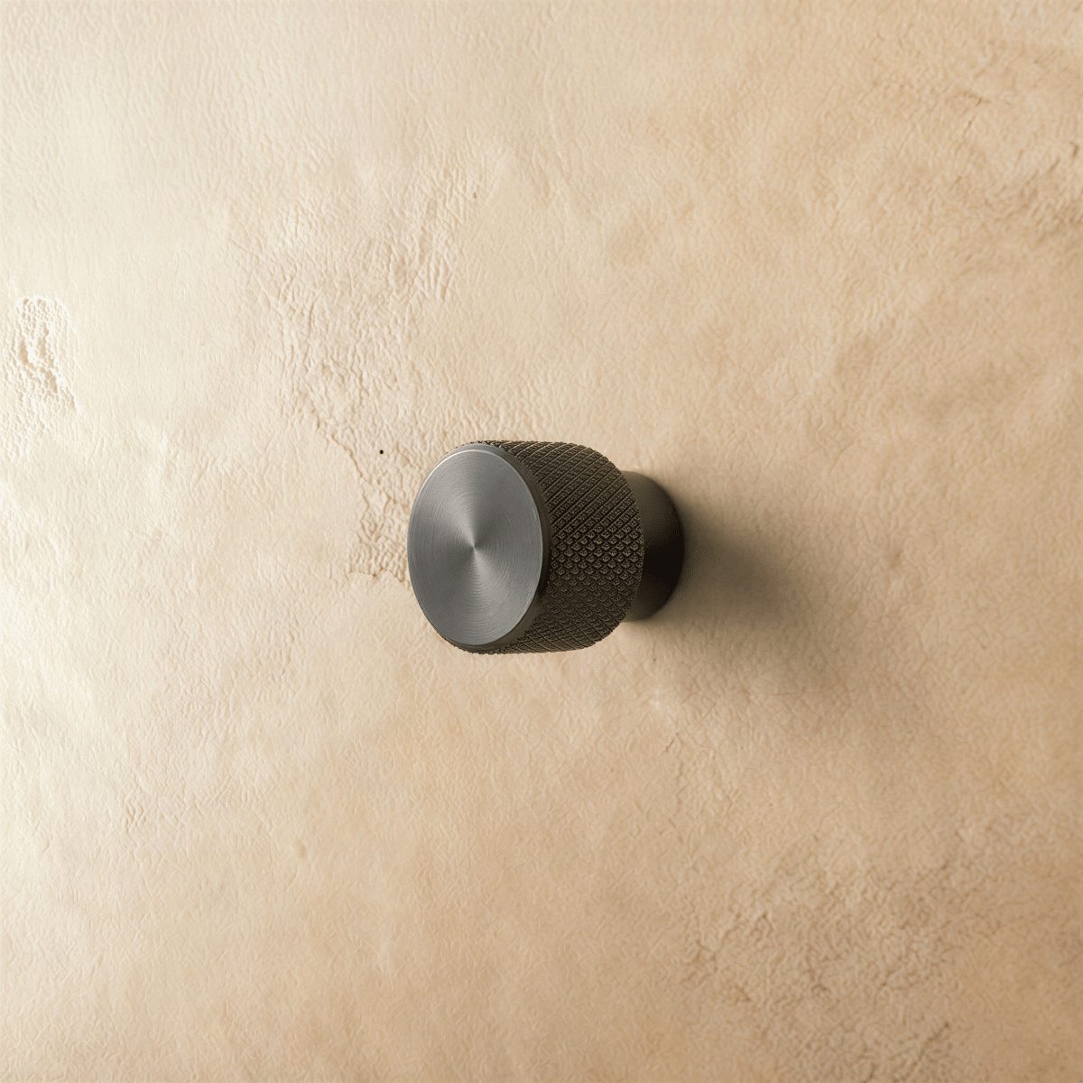 Knurled Cabinet Knobs & Drawer Pull Bars, Contemporary Kitchen & Dresser Hardware, Brown & Grey Textured Finish, Set of 2, 1-12.6in