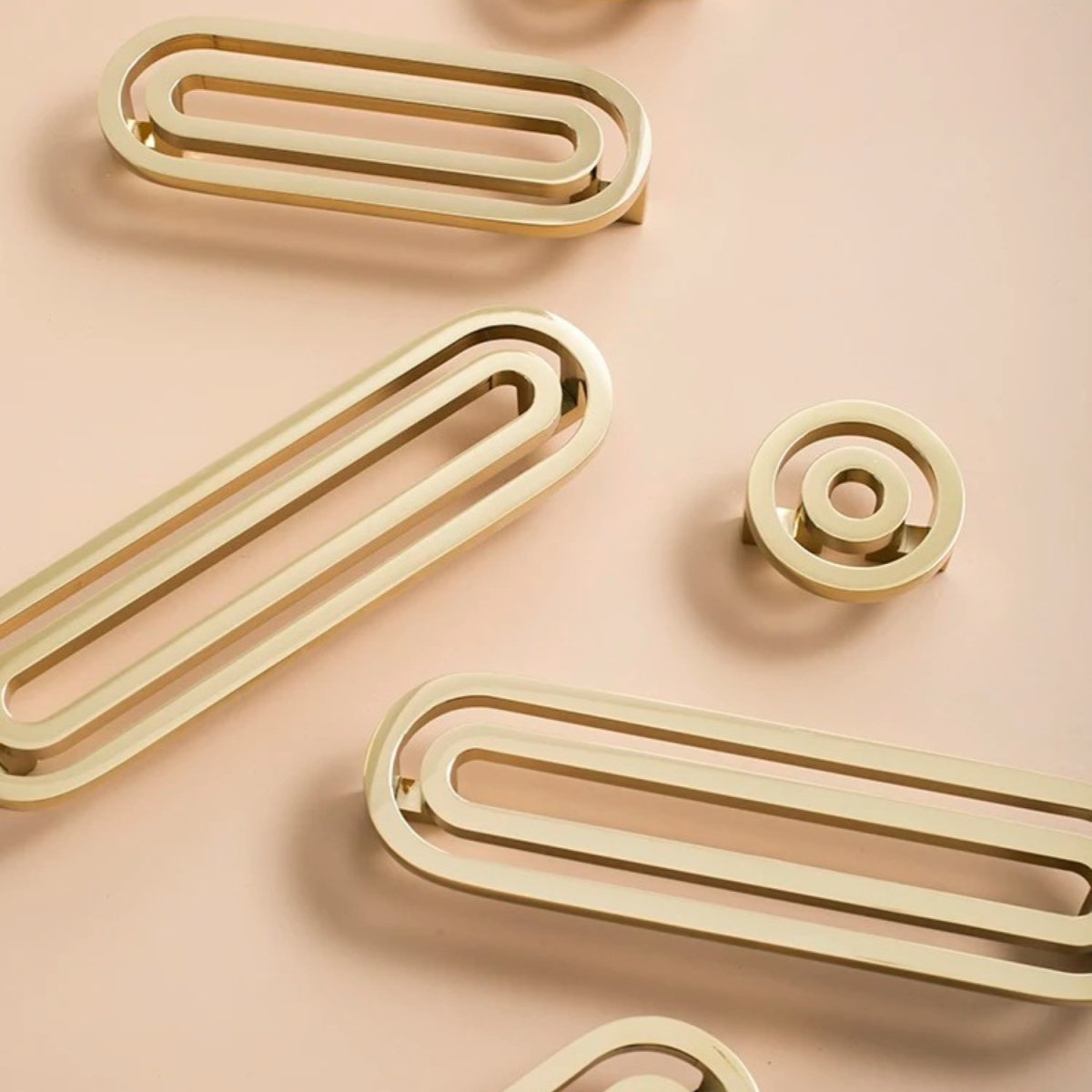 Brass Cabinet Knobs & Drawer Pulls, Gold-Tone Kitchen & Bathroom Hardware, Smooth Rounded Surface, Set of 2, 1.6in Knob & 3.8-5in Bars