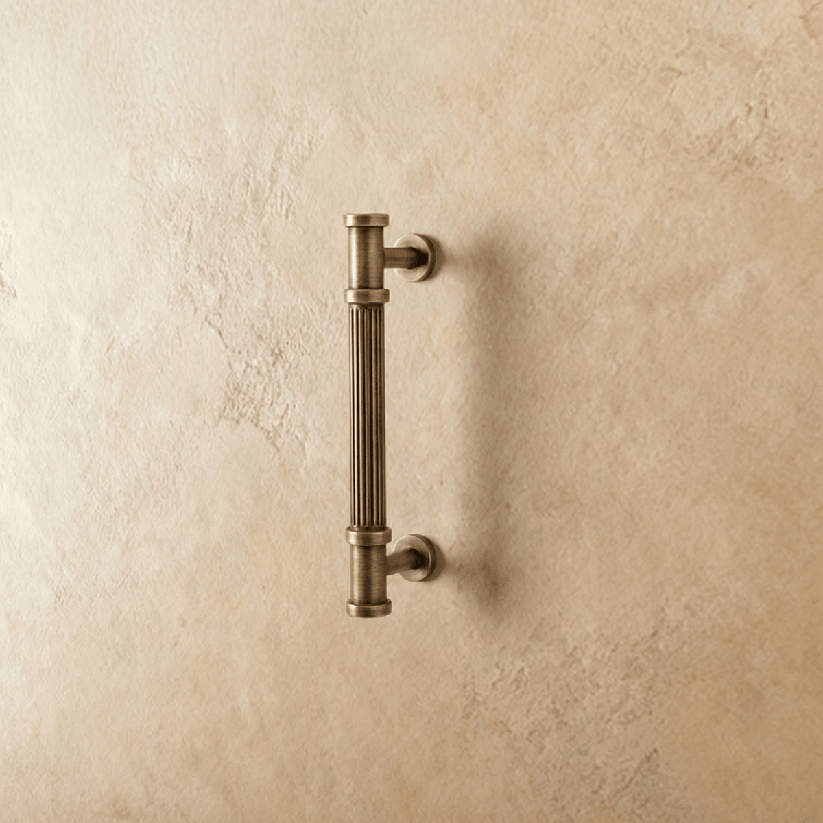 Fluted Solid Brass Cabinet Knobs & Drawer Pulls, Vintage Kitchen & Wardrobe Hardware, Antique Brass Finish, Set of 2, 1.2-7.5in