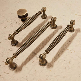 Twisted Fluted Brass Cabinet Knobs & Pulls, Antique Kitchen & Wardrobe Hardware, Antique Finish, Set of 2, 1.2-6.2in