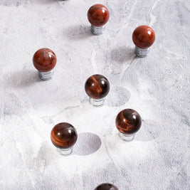 Crystal & Solid Brass Cabinet Knobs, Modern Kitchen & Dresser Hardware, Bright Chrome Finish, Set of 2 in 5 Colors, 0.9in