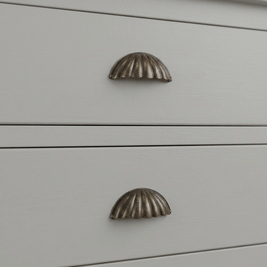 Scalloped Zinc Alloy Drawer Pulls, Modern Kitchen & Vanity Hardware, Ridged Half-Moon Face, Set of 2 Pieces, 2.5in Hole Spacing