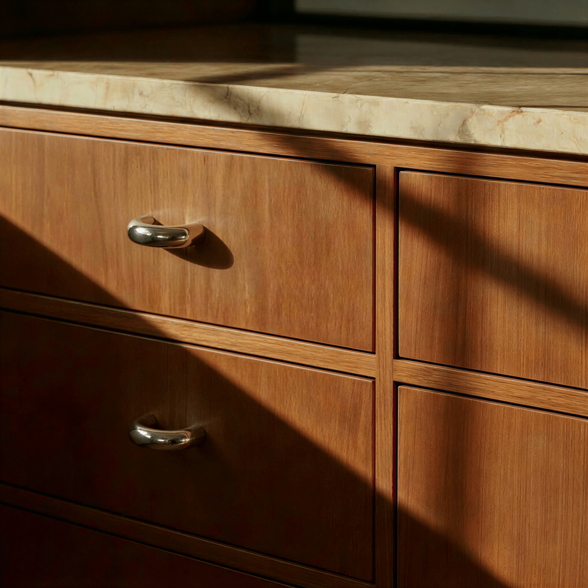 Curved Brass Drawer Pulls, Modern Kitchen & Dresser Cabinet Hardware, Polished Finish, Set of 2, 1.1-3.7in Hole Spacing
