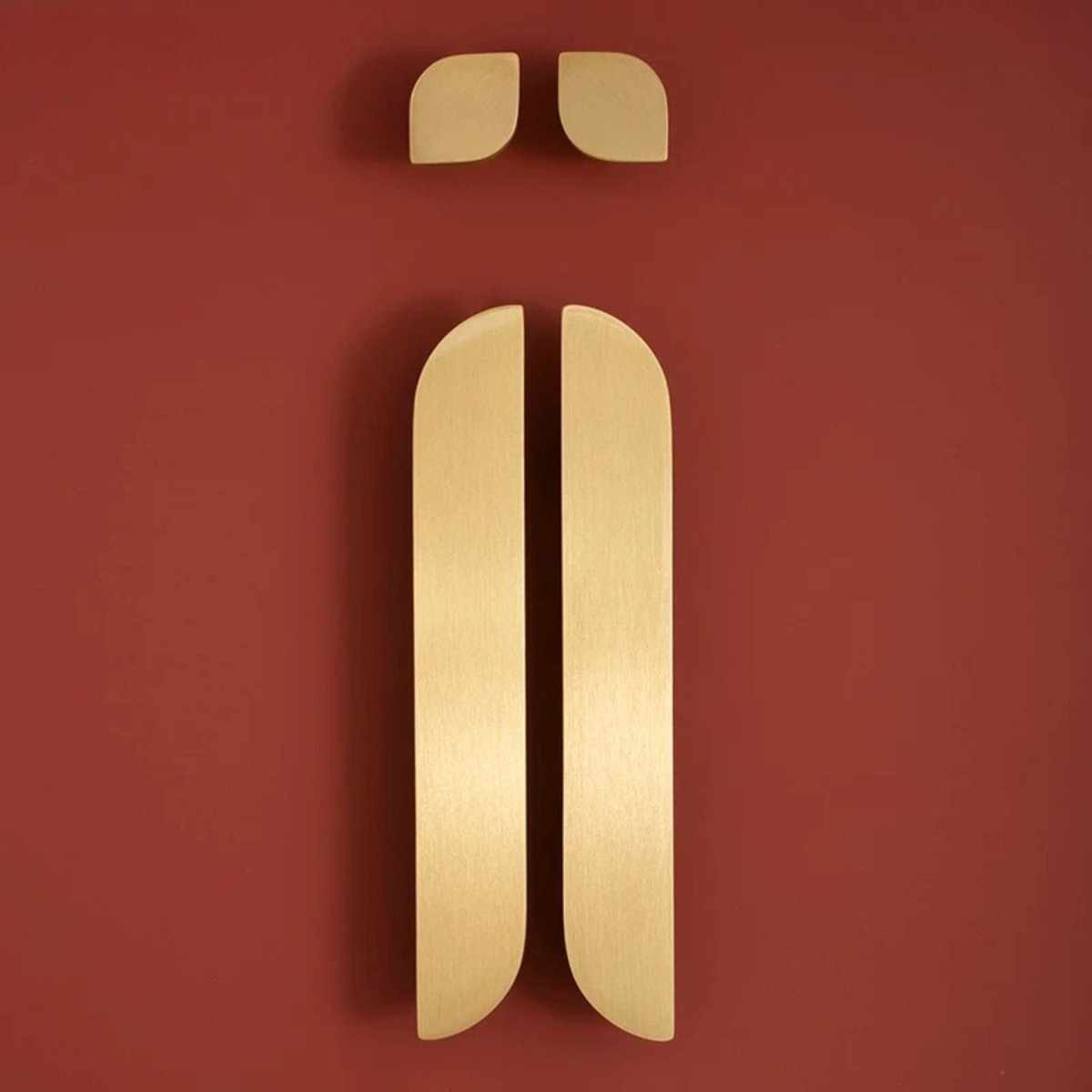 Solid Brass Cabinet Knobs & Drawer Pulls, Modern Dresser & Wardrobe Hardware, Golden Brass Tone, Set of 2 Left & Right, 0.8-8.8in