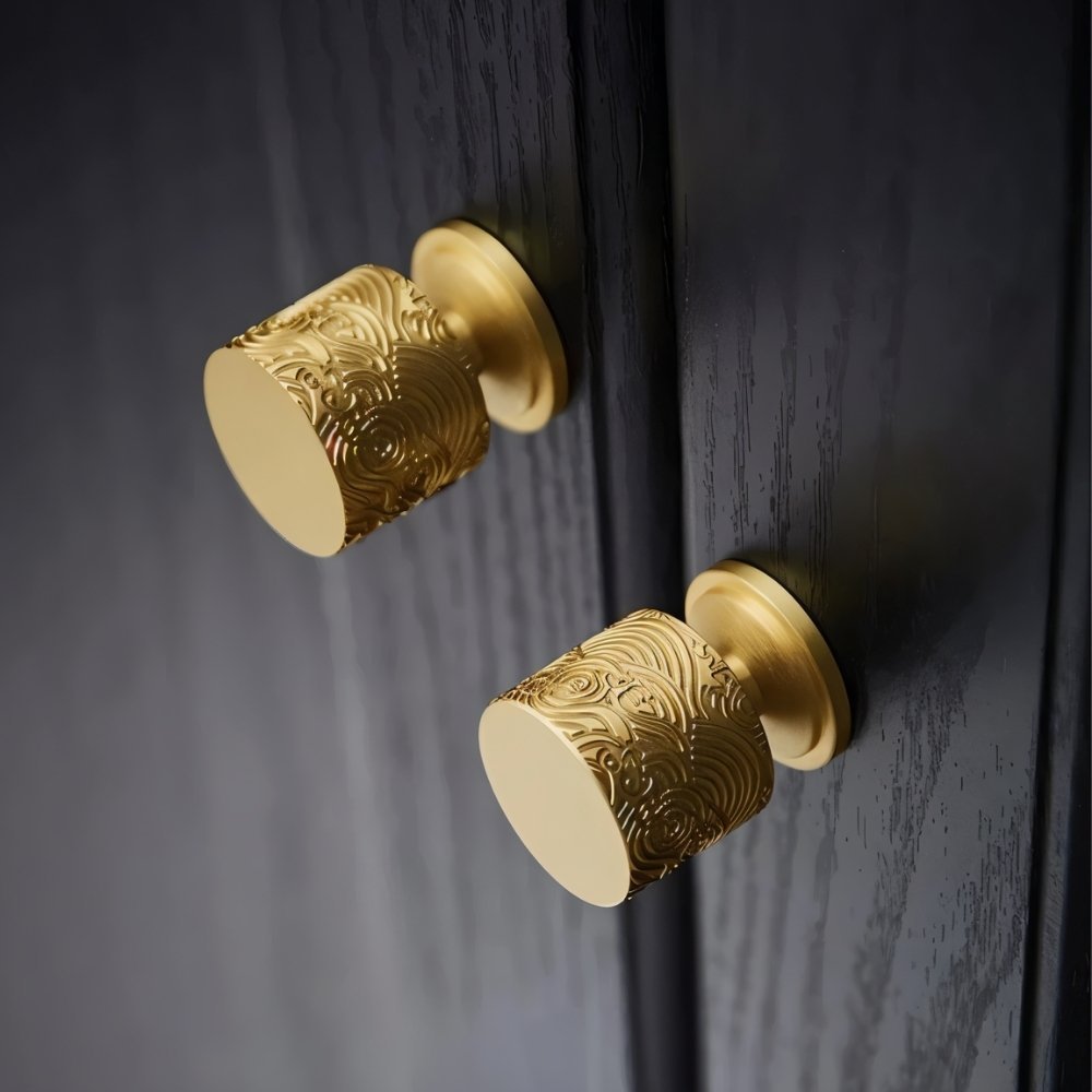 Textured Brass Cabinet Knobs & Drawer Pulls, Modern Kitchen & Wardrobe Hardware, Two Bar Profiles, Set of 2 Pieces, 0.9-2.5in