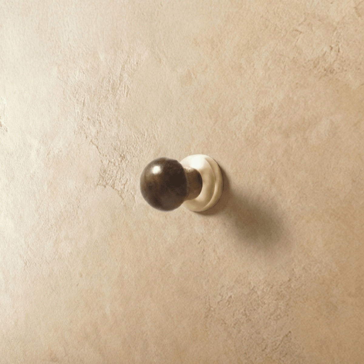 Wood Cabinet Knobs & Pull Bars, Modern Kitchen & Wardrobe Cabinet Hardware, Gold-Tone Brackets, Set of 2 in Oak & Walnut, 1.1-12.5in