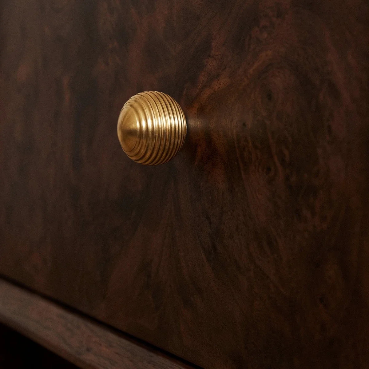 Ribbed Oval Cabinet Knobs, Vintage Kitchen & Wardrobe Hardware, Brushed Brass Finish, Set of 2, 1.2 x 1.1in