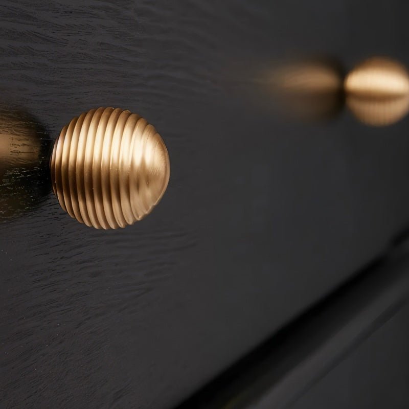 Ribbed Oval Cabinet Knobs, Vintage Kitchen & Wardrobe Hardware, Brushed Brass Finish, Set of 2, 1.2 x 1.1in