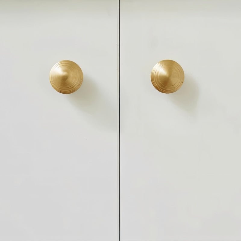 Ribbed Oval Cabinet Knobs, Vintage Kitchen & Wardrobe Hardware, Brushed Brass Finish, Set of 2, 1.2 x 1.1in