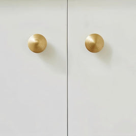 Ribbed Oval Cabinet Knobs, Vintage Kitchen & Wardrobe Hardware, Brushed Brass Finish, Set of 2, 1.2 x 1.1in