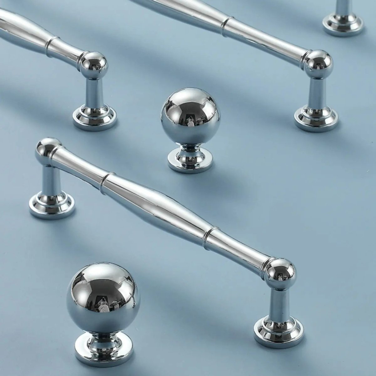 Cabinet Knobs & Drawer Pull Bars, Timeless Kitchen & Dresser Hardware, Comfortable Rounded Grip, Set of 2 in 3 Finishes, 0.7-7.6in