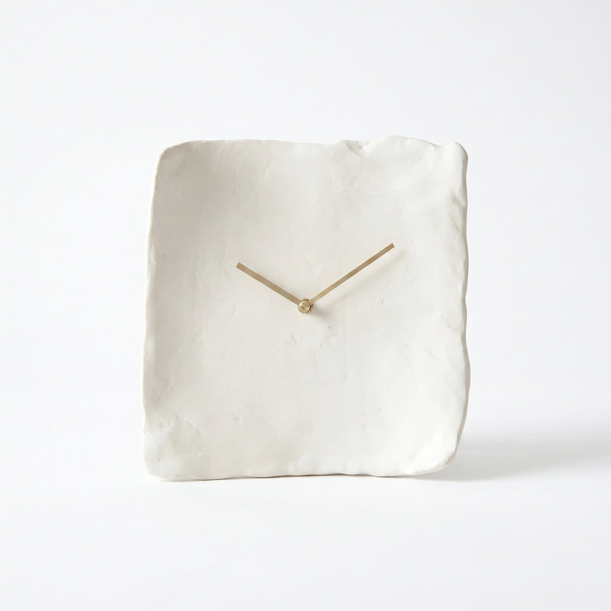 IDA: Wandklok in Wabi-Sabi Stijl