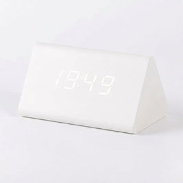 KEI: Houten Digitale Wekker