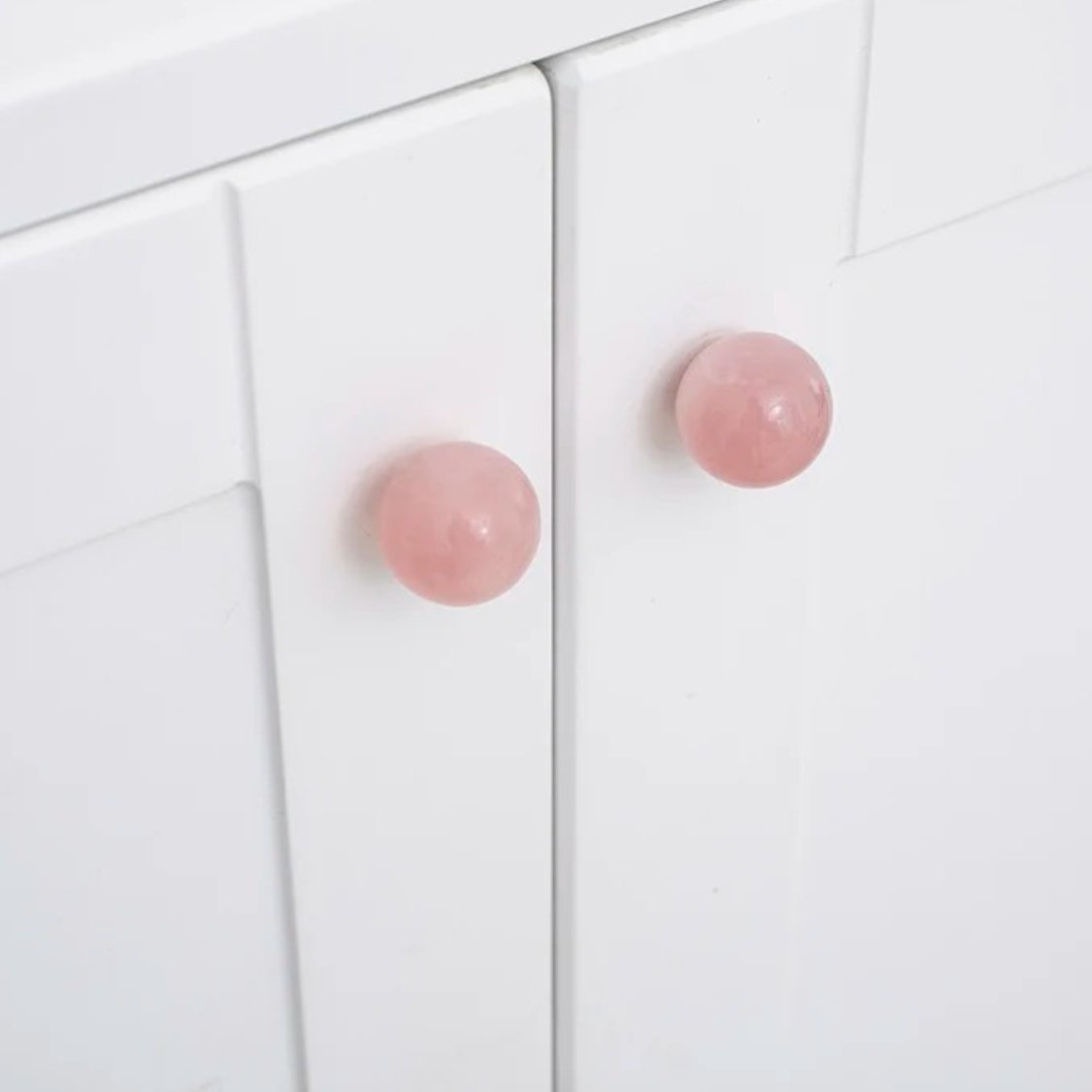 Translucent Crystal Ball Cabinet Knobs, Modern Kitchen & Kids Wardrobe Hardware, 2 Screw Lengths, Set of 2, 0.94in