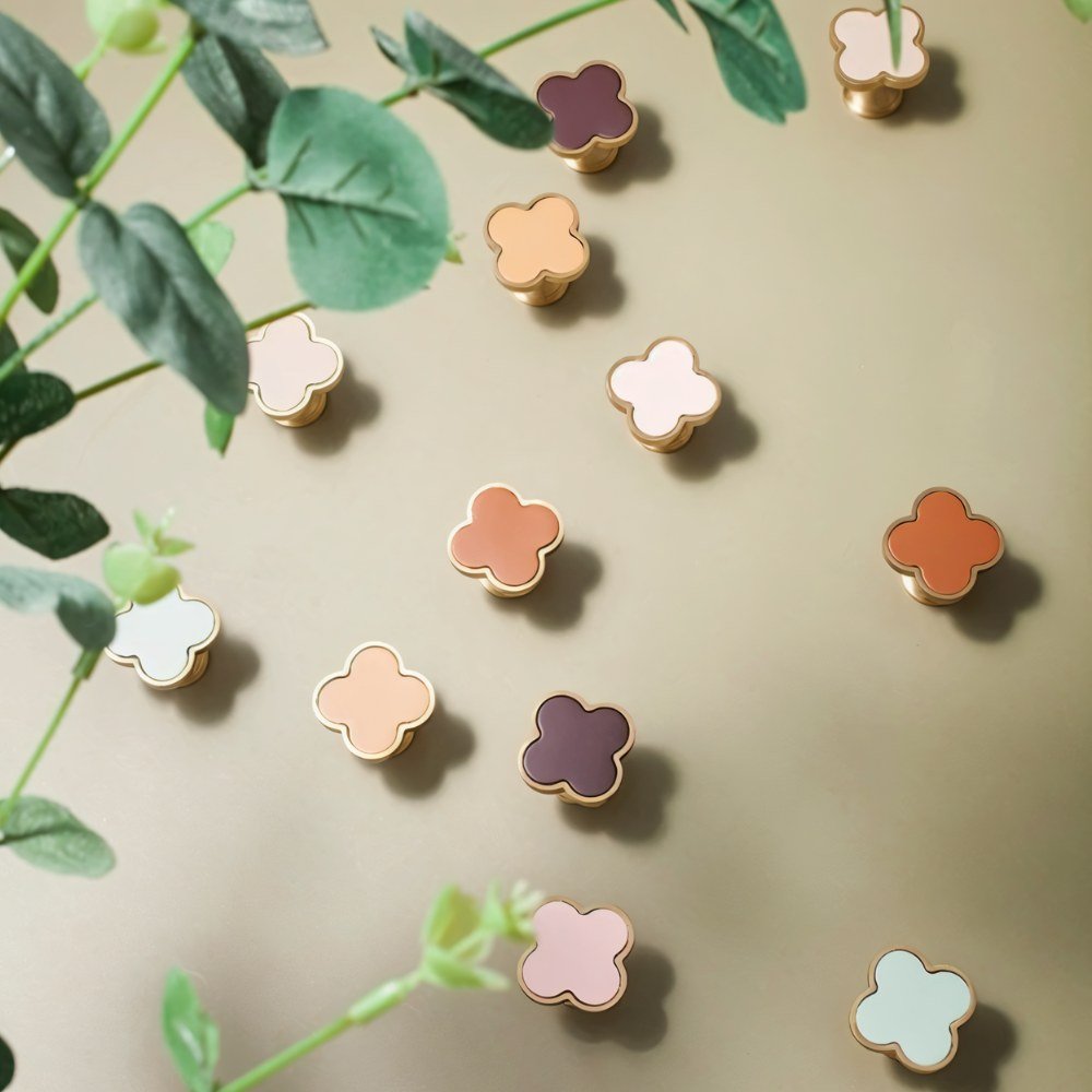 Leather & Brass Clover Cabinet Knobs, Decorative Kitchen & Dresser Hardware, Four-Leaf Shape, Set of 2 in 12 Colors, 1.2 x 1in