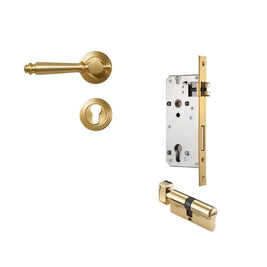 Louter Handle and Lock - L5.8’’(14.8cm) x H2.2’’(5.6cm) / With Thumb Lock / Satin Brass