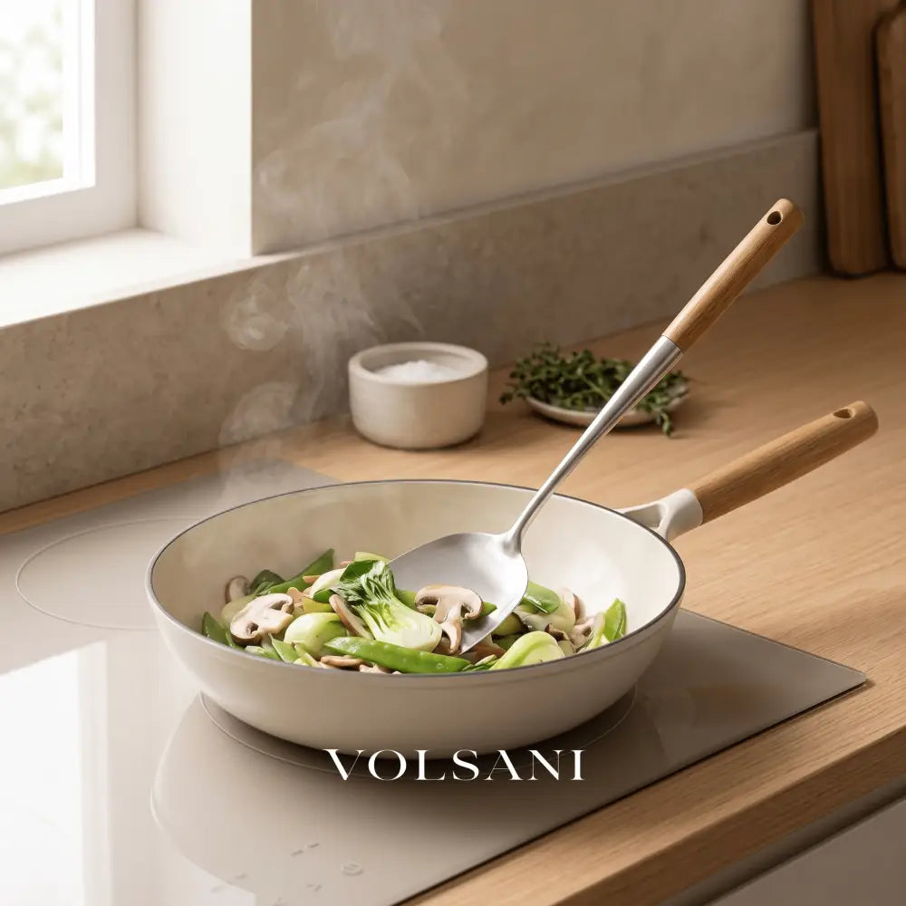 MIRTHE: RVS Wokgerei – 4-delige Set met Houten Handvatten - Volsani