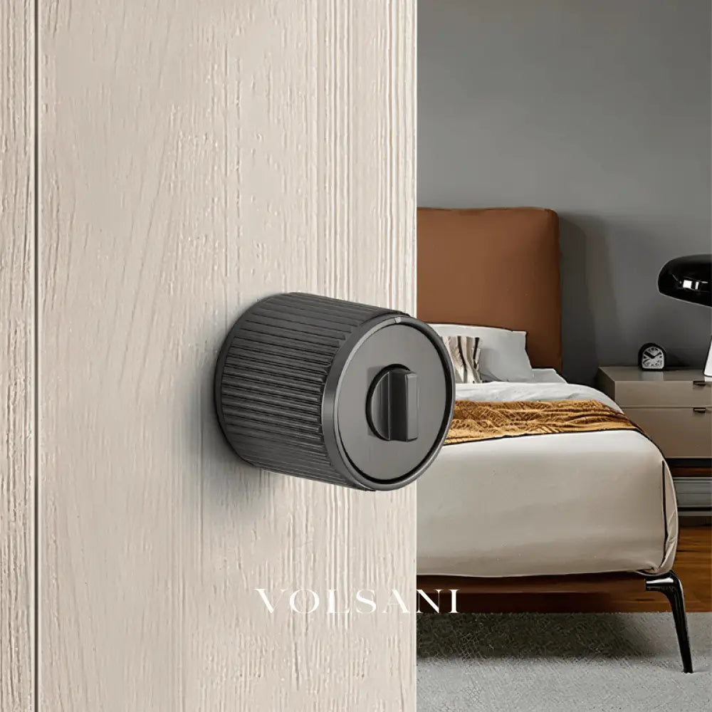 Mylo Handle and Lock - Open Box
