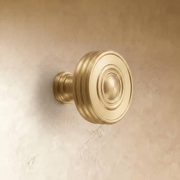 Ribbed Brass Cabinet Knobs & Drawer Pulls, Classic Kitchen & Vanity Hardware, Concentric Detail, Set of 2, 1-12.5in