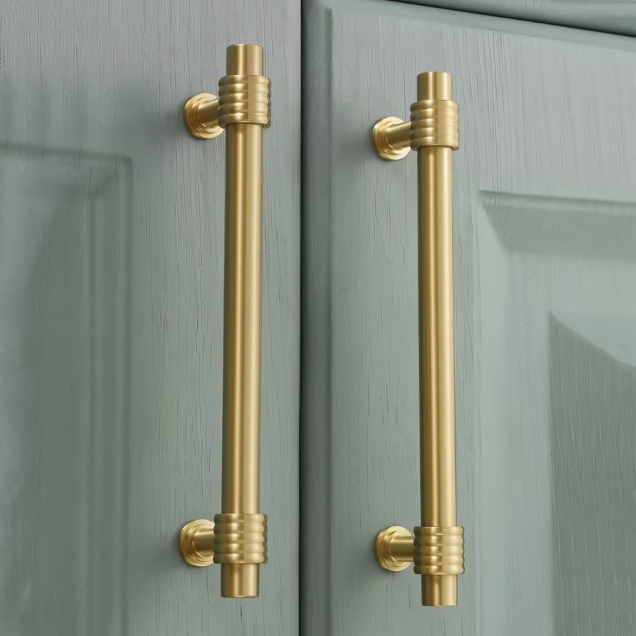 Ribbed Brass Cabinet Knobs & Drawer Pulls, Classic Kitchen & Vanity Hardware, Concentric Detail, Set of 2, 1-12.5in