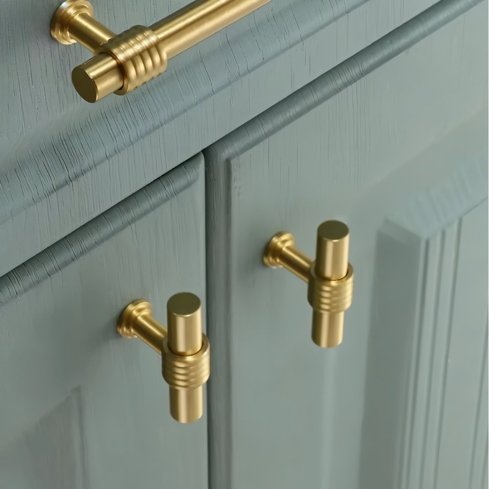 Ribbed Brass Cabinet Knobs & Drawer Pulls, Classic Kitchen & Vanity Hardware, Concentric Detail, Set of 2, 1-12.5in