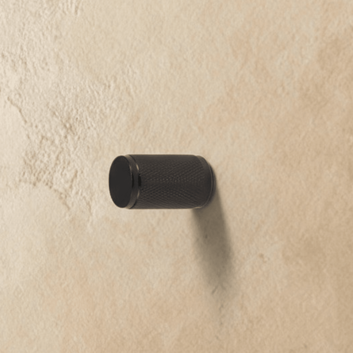 Knurled Brass Cabinet Knobs & Drawer Pulls, Industrial Kitchen & Wardrobe Hardware, Black Brass & Bronze Finishes, Set of 2, 0.7-8.8in