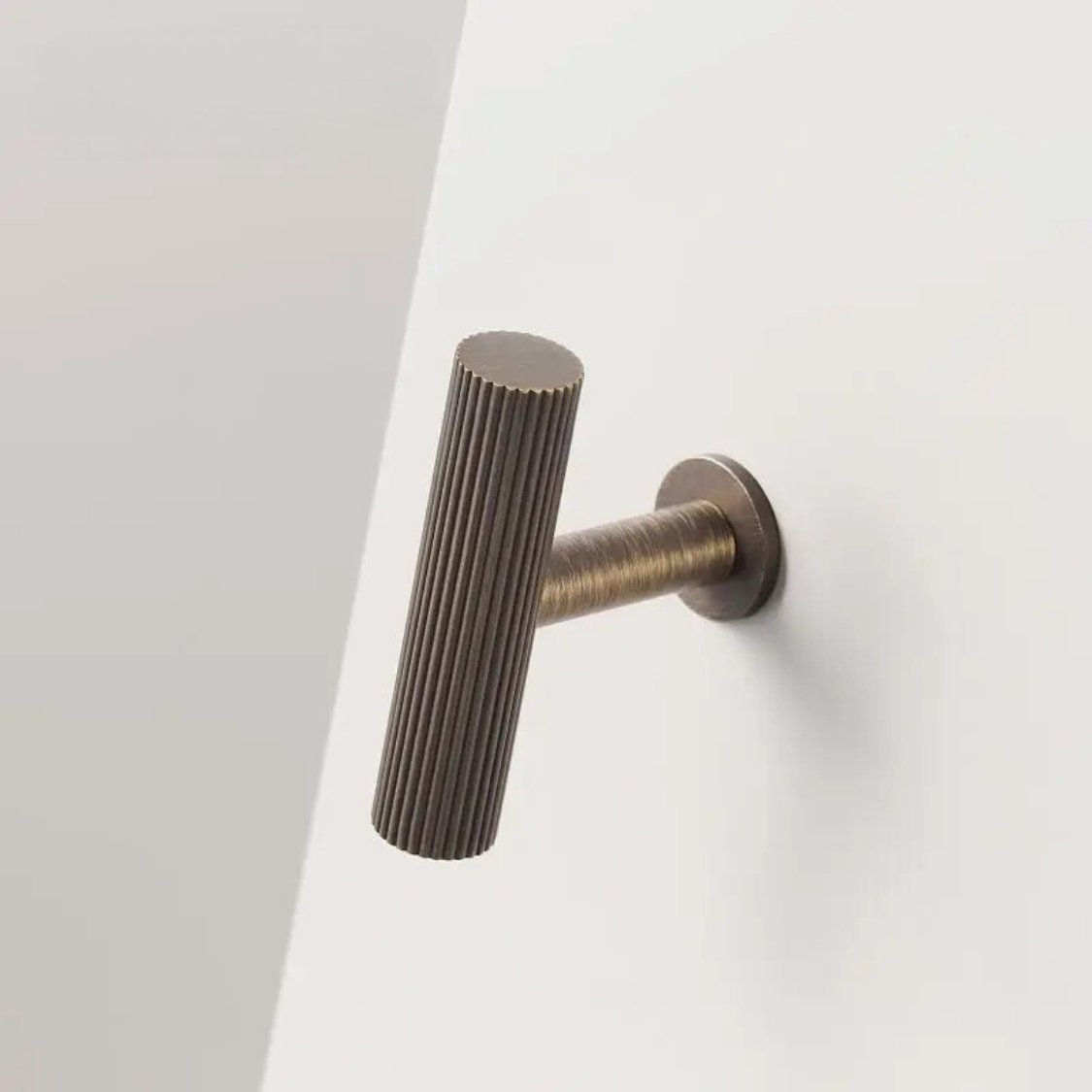 Knurled Solid Brass Cabinet Knobs & Drawer Pull Bars, Modern Kitchen & Wardrobe Hardware, 3 Finishes, Set of 2, 1.97-12.6in