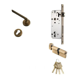 Sabaat Handle and Lock - L5.4’’(13.7cm) x H2’’(5.5cm) / With Mortice Lock & Keys / Bronze