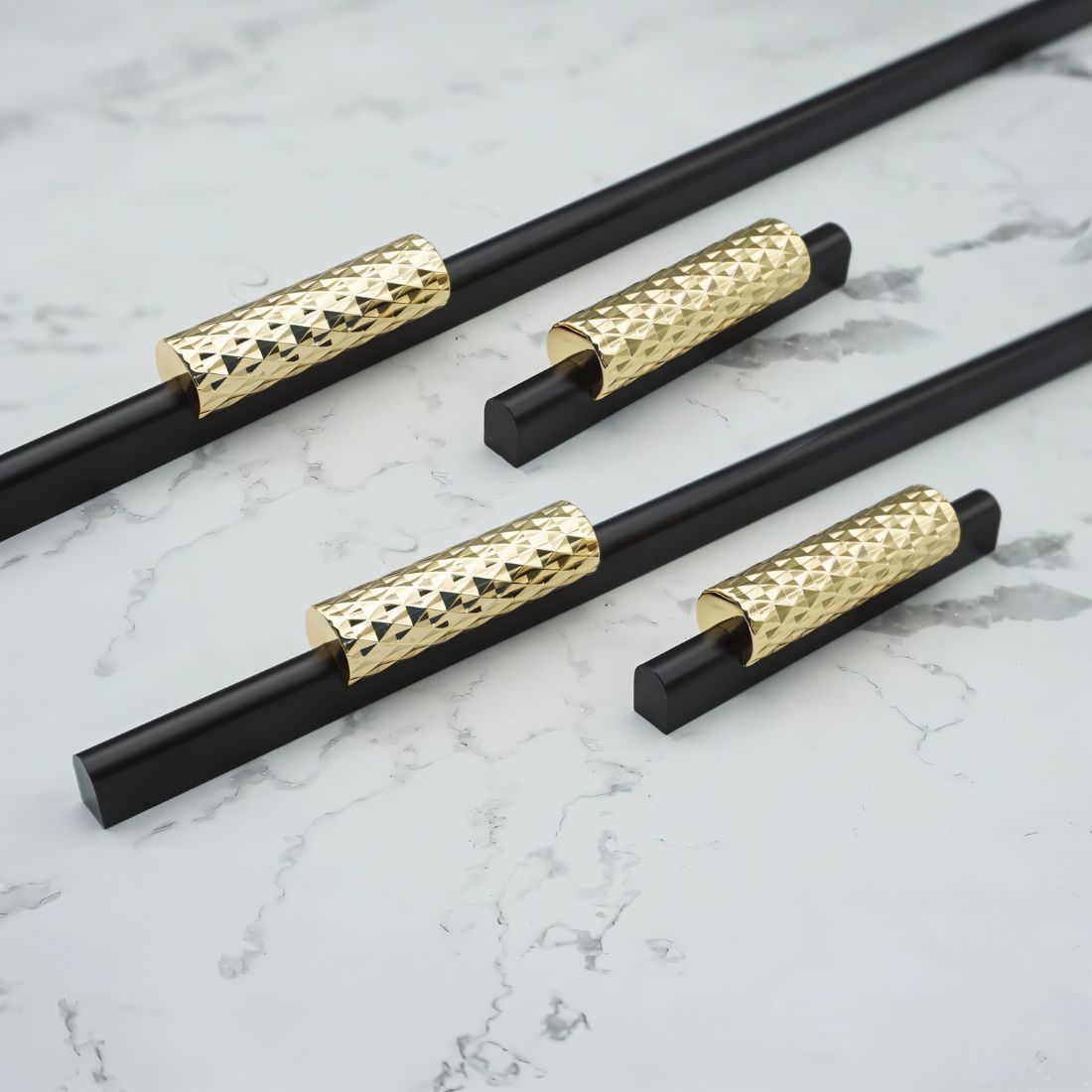 Diamond-Textured Aluminum Drawer Pulls, Modern Kitchen & Wardrobe Hardware, Gold-Tone or Black, Set of 2, 2.5-12.6in Hole Spacing