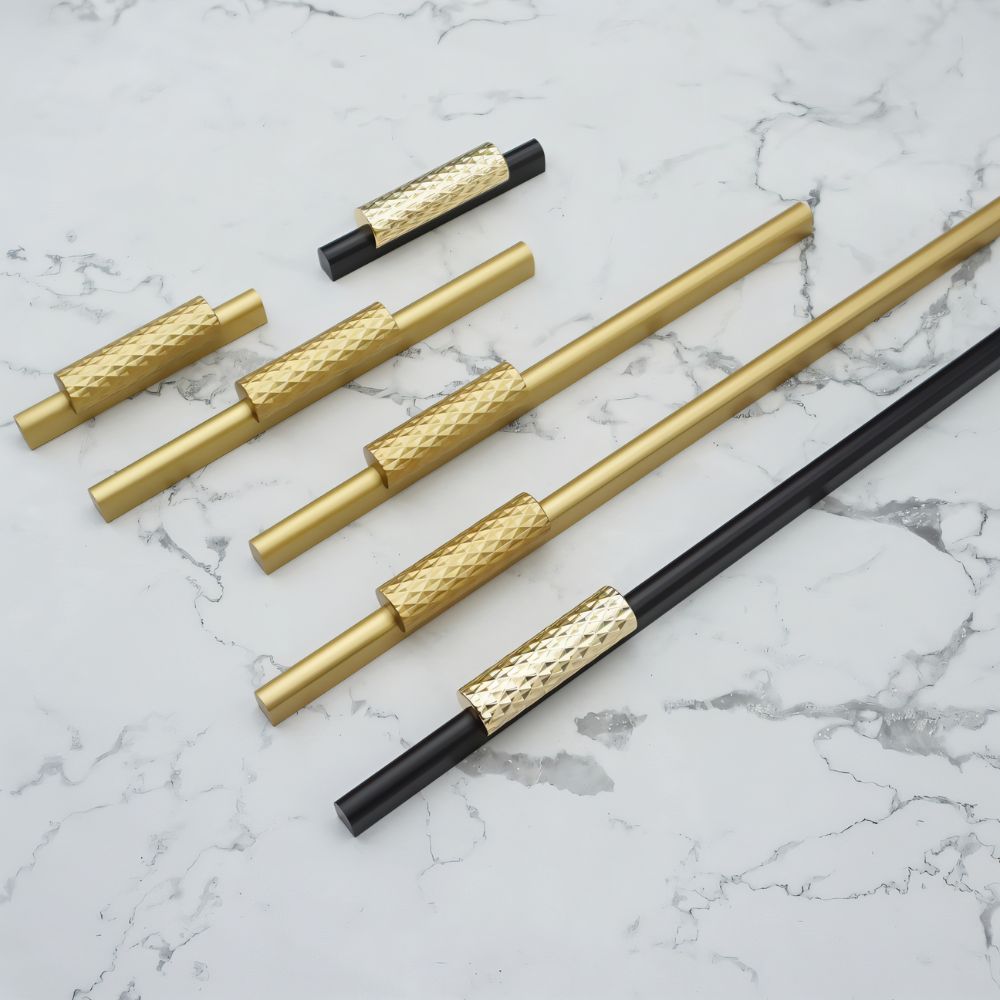 Diamond-Textured Aluminum Drawer Pulls, Modern Kitchen & Wardrobe Hardware, Gold-Tone or Black, Set of 2, 2.5-12.6in Hole Spacing