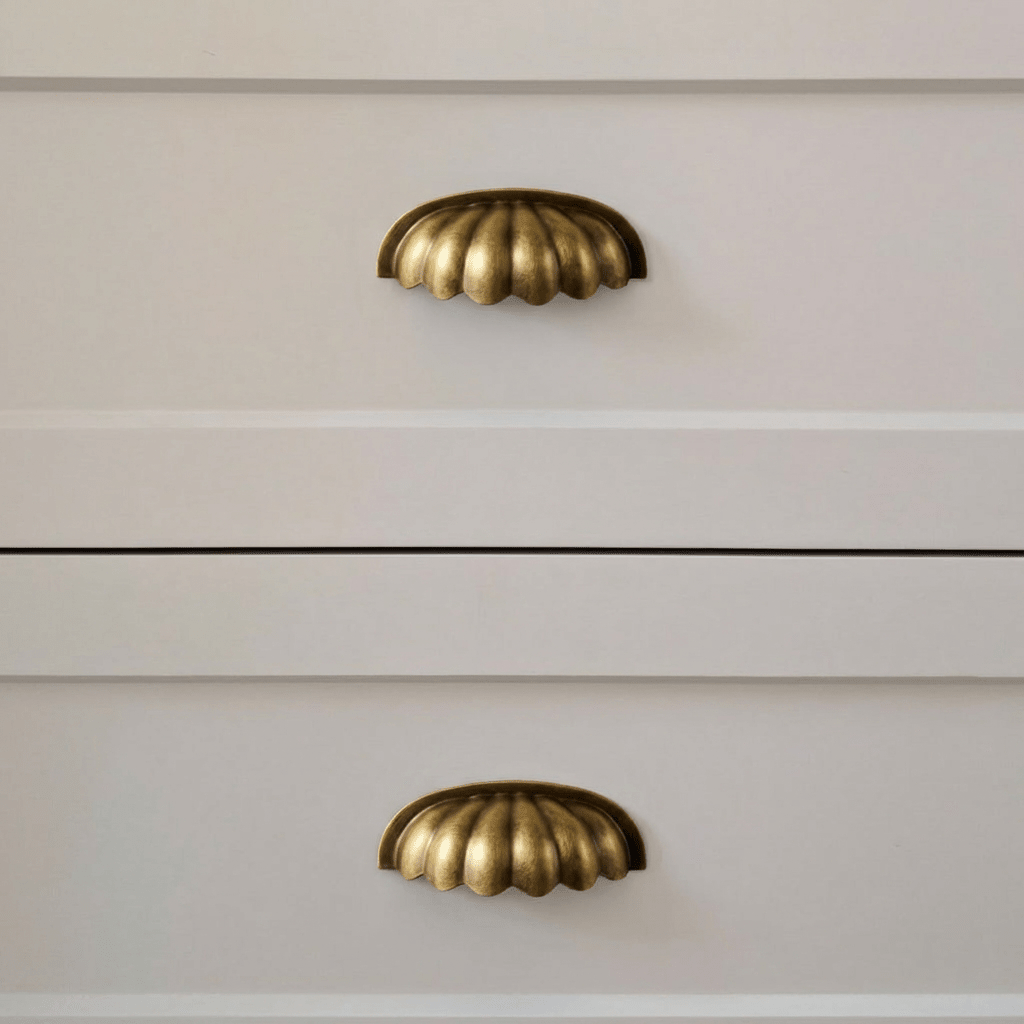 Fluted Solid Brass Cabinet Knobs & Drawer Pull, Timeless Kitchen & Vanity Hardware, Warm Brass Finish, Set of 2, 1.2-2.5in