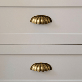 Fluted Solid Brass Cabinet Knobs & Drawer Pull, Timeless Kitchen & Vanity Hardware, Warm Brass Finish, Set of 2, 1.2-2.5in