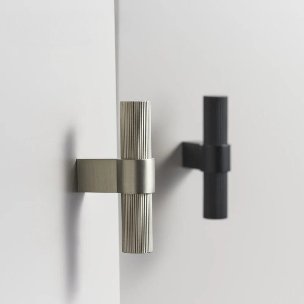 Linear Knurled Cabinet Knobs & Pull Bars, Modern Kitchen & Wardrobe Hardware, Nickel Black or Gold, Set of 2, 0.8-6.3in