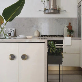 Natural Marble Cabinet Knobs, Nordic Kitchen & Wardrobe Hardware, Brass Base & Veined Stone, Set of 2 in 5 Patterns, 1.2-2.4in
