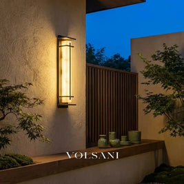 SVANTE: Vierkante Wandlamp Buiten (Albast-look) - Volsani