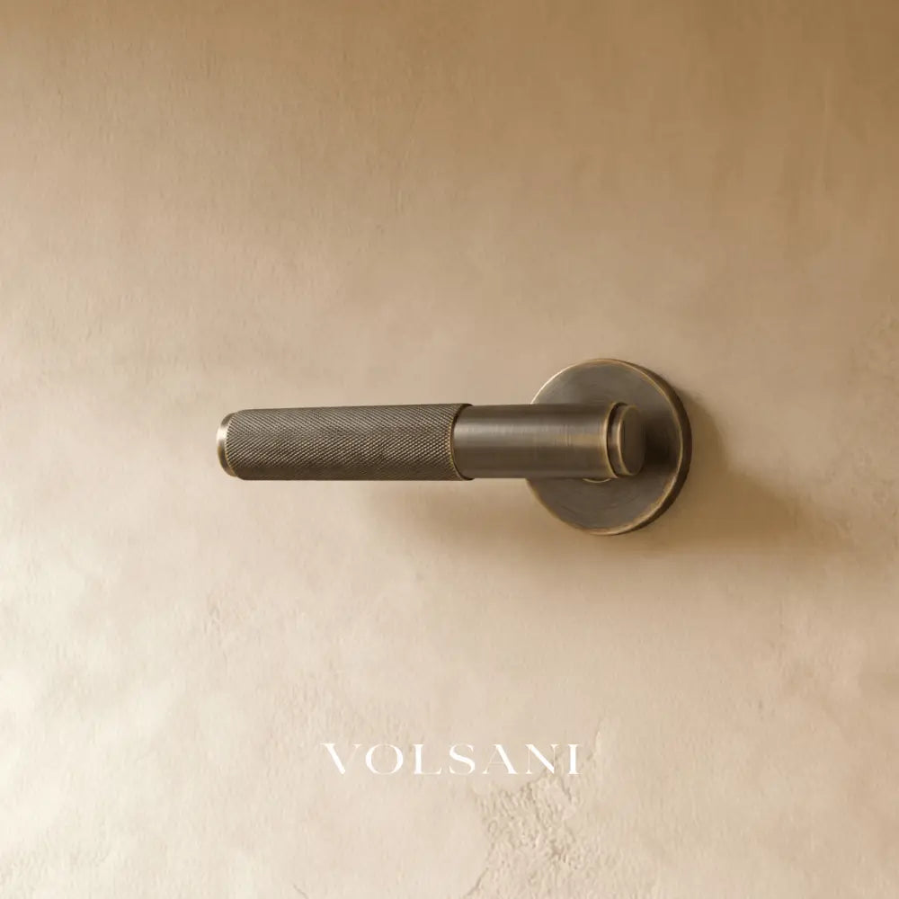 The Brass Door Handle - Bronze / Round / Passage
