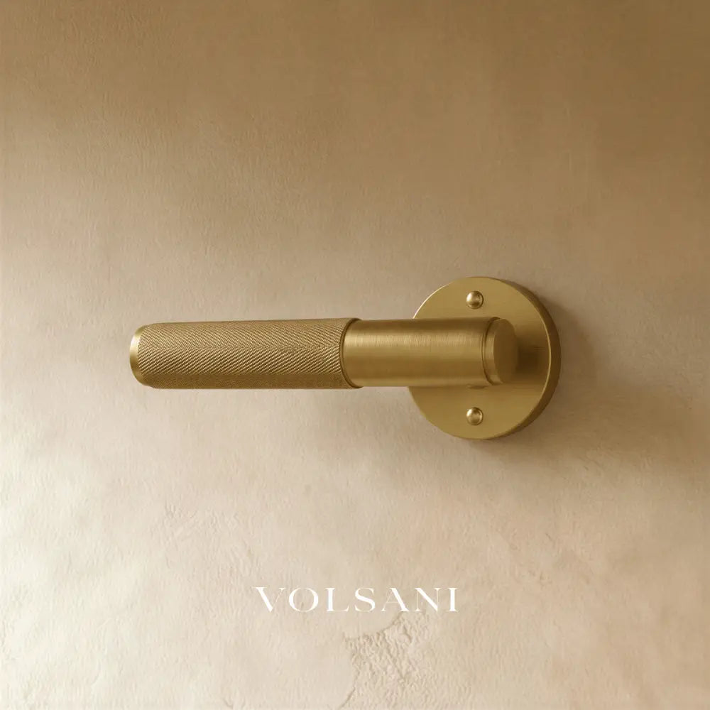 The Brass Door Handle - Open Box - Round / Privacy / Brass