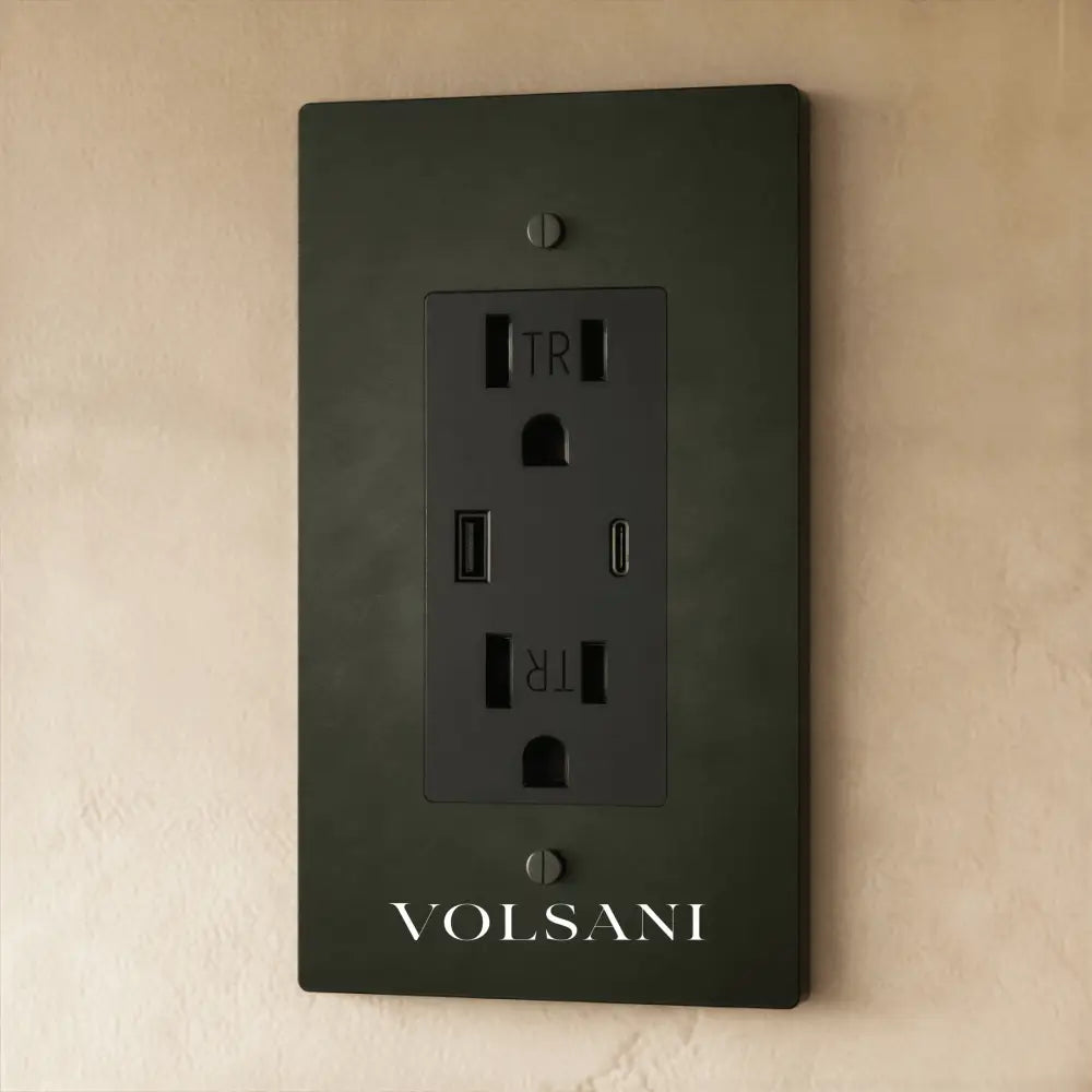 The Brass Outlet (1 to 4 Gang) - Bronze With Patina / 1 Gang / USB-C