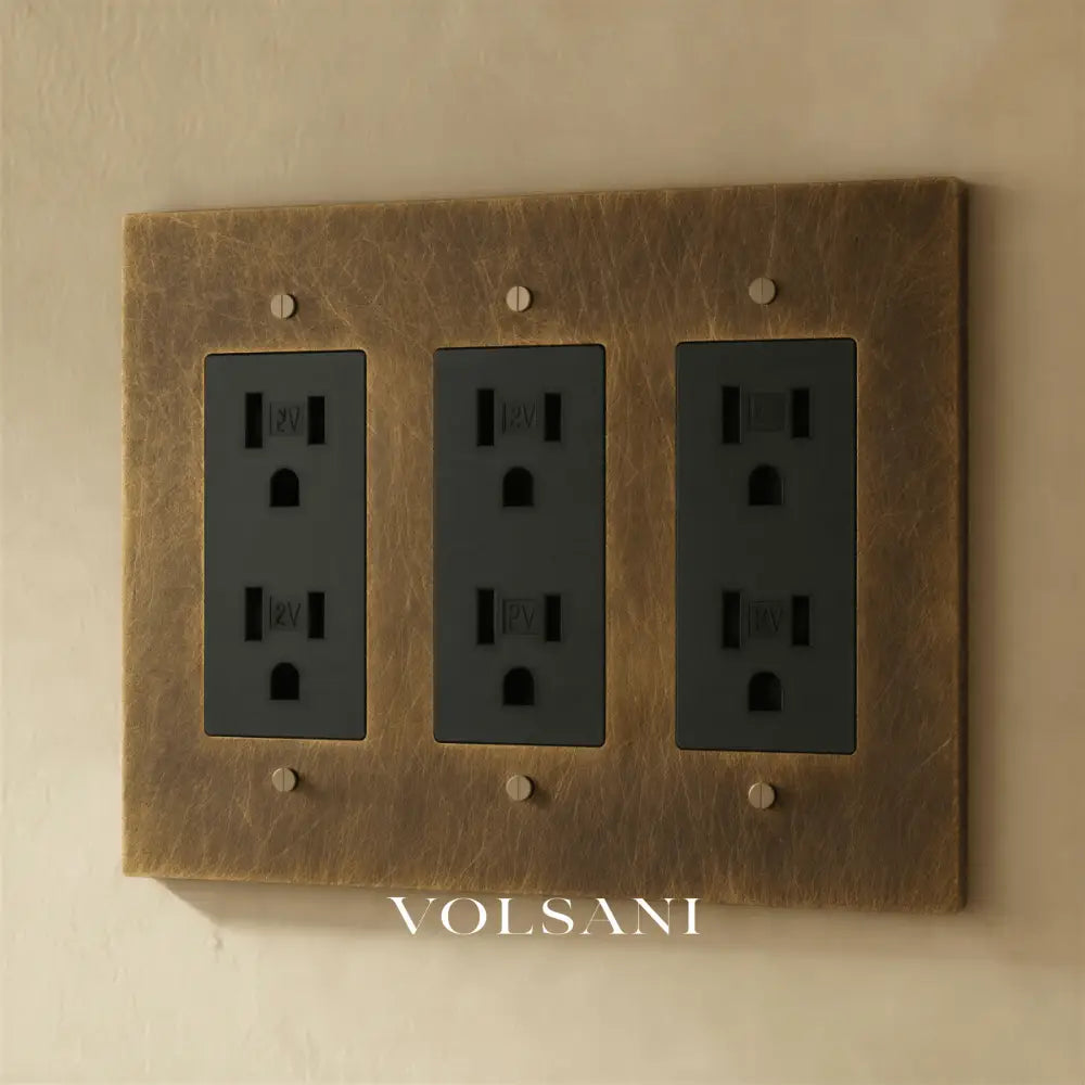 The Brass Outlet (1 to 4 Gang) - Vintage Brass with Patina / 3 Gang / Standard
