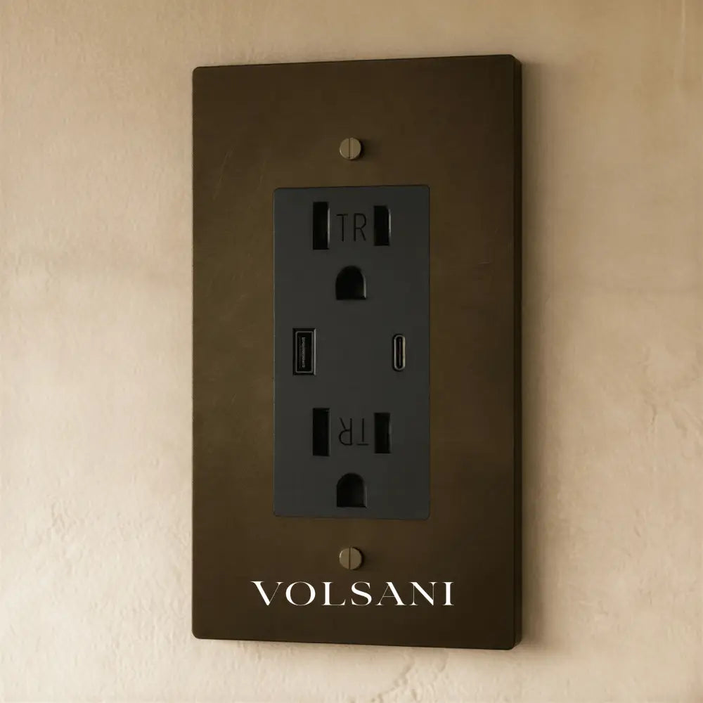 The Brass Outlet (1 to 4 Gang) - Vintage Brass with Patina / 1 Gang / USB-C