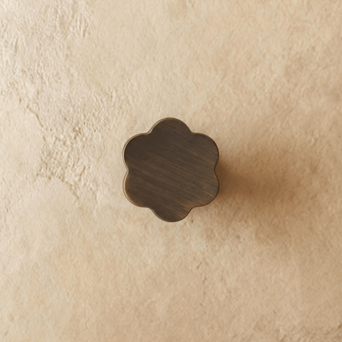 Floral Sculpted Cabinet Knobs, Vintage Kitchen & Wardrobe Hardware, Black Brass & Bronze Finishes, Set of 2, 1.1 x 1.1in
