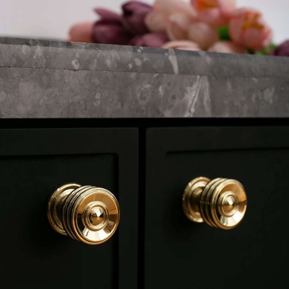 Gold-Finish Cabinet Knobs & Drawer Pull Bars, Modern Kitchen & Dresser Hardware, Ergonomic Grip, Set of 2 Pieces, 1.2-8.8in